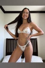 Arianna (@amarie301) profile photo