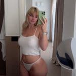 Corinna (@corinna) profile photo