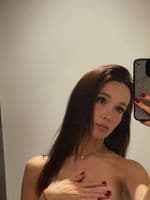 Ellie Leen (@ellieleen1) profile photo