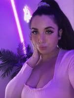 miss goth fart (@fartgothgf) — OnlyFans & Instagram girl