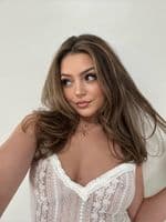 Haley (@hazeyhaleyxo) — OnlyFans & Instagram girl