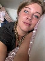 Honeybee (@honey.bee.feet) profile photo