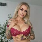 Laura Lux (@lauralux) profile photo