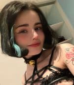 loona (@loonassoftfeet) — OnlyFans & Instagram girl