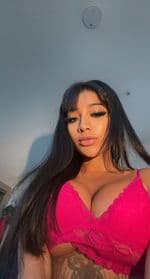 Yasmina Khan (@pengaliprincess) profile photo