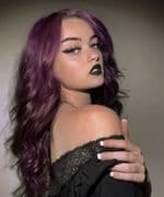 Em (@sweetbabynicotine) profile photo